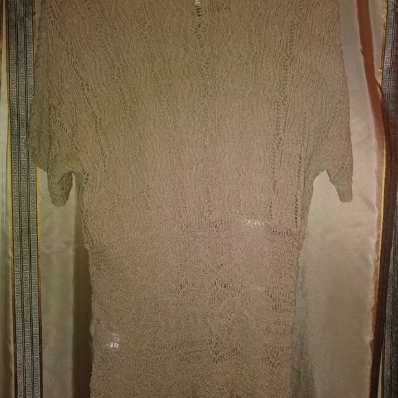 sweater - Picture 2 of 2